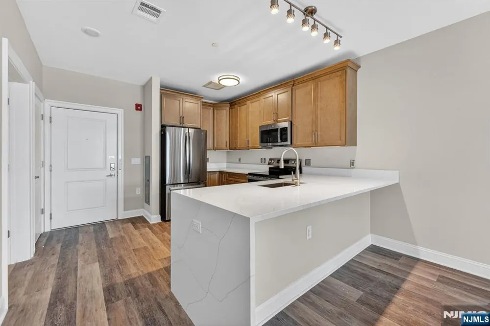 7 Theta Drive 111 Vernon, NJ 07462