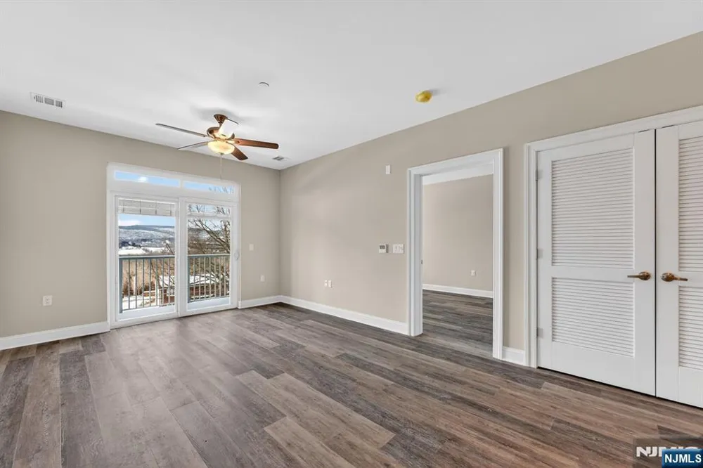 7 Theta Drive 111 Vernon, NJ 07462