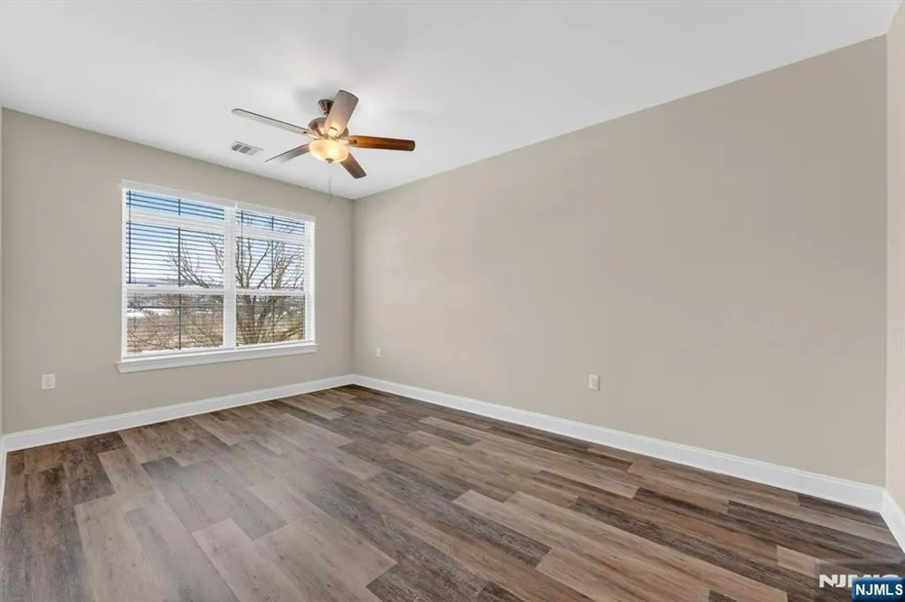 7 Theta Drive 111 Vernon, NJ 07462