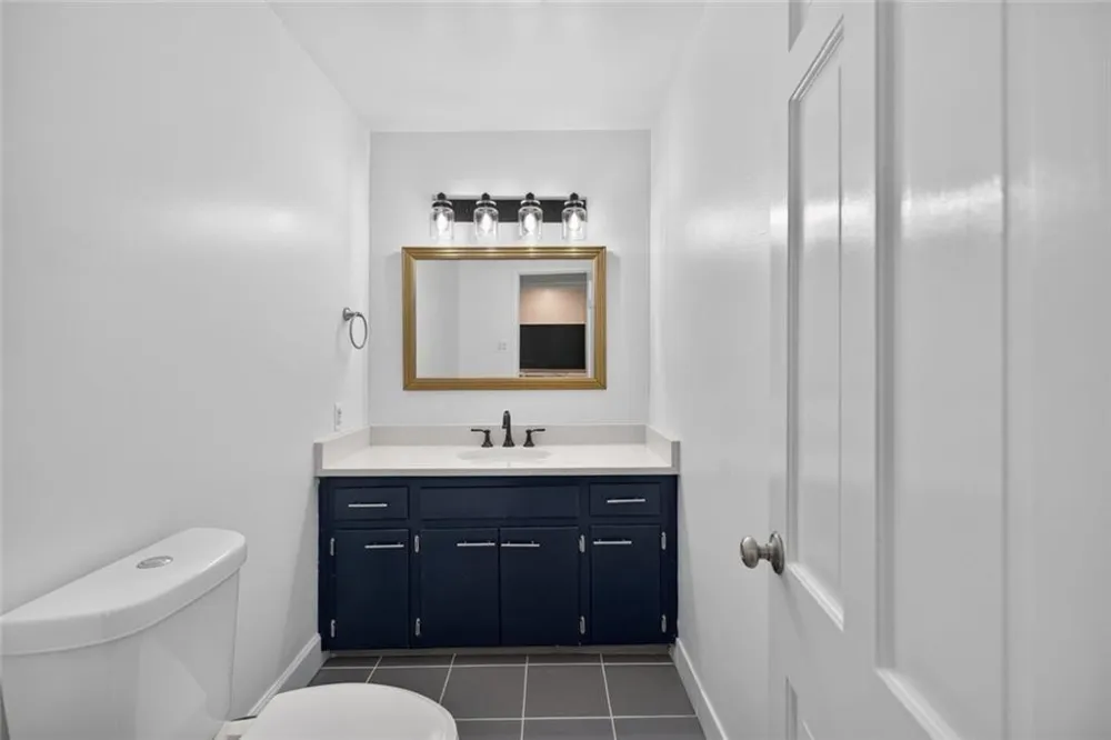 4371 Vintage Lane Dunwoody, GA 30338