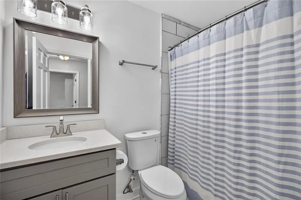 4371 Vintage Lane Dunwoody, GA 30338