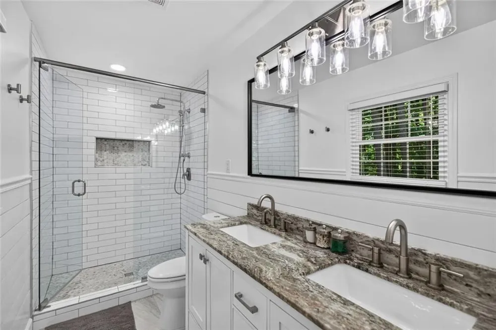4371 Vintage Lane Dunwoody, GA 30338