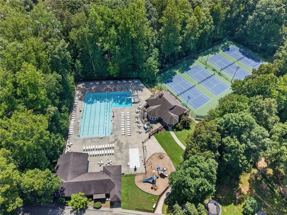 4371 Vintage Lane Dunwoody, GA 30338