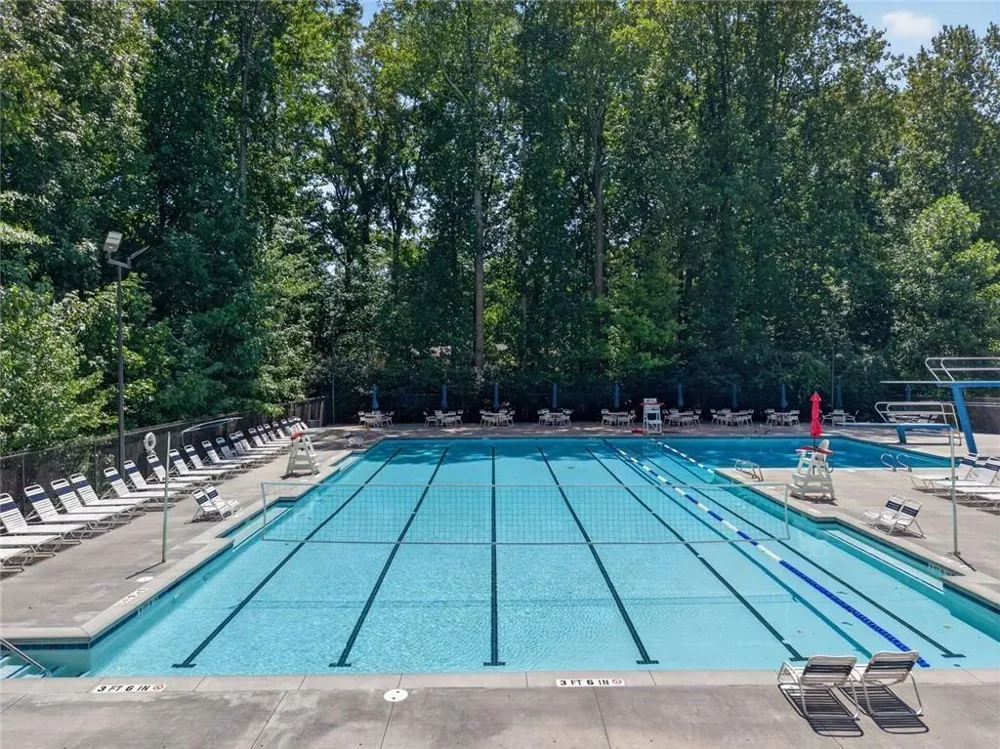 4371 Vintage Lane Dunwoody, GA 30338