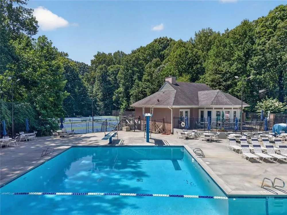 4371 Vintage Lane Dunwoody, GA 30338