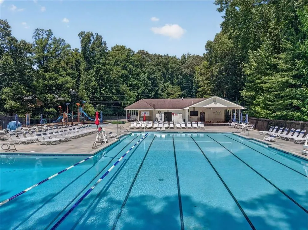 4371 Vintage Lane Dunwoody, GA 30338