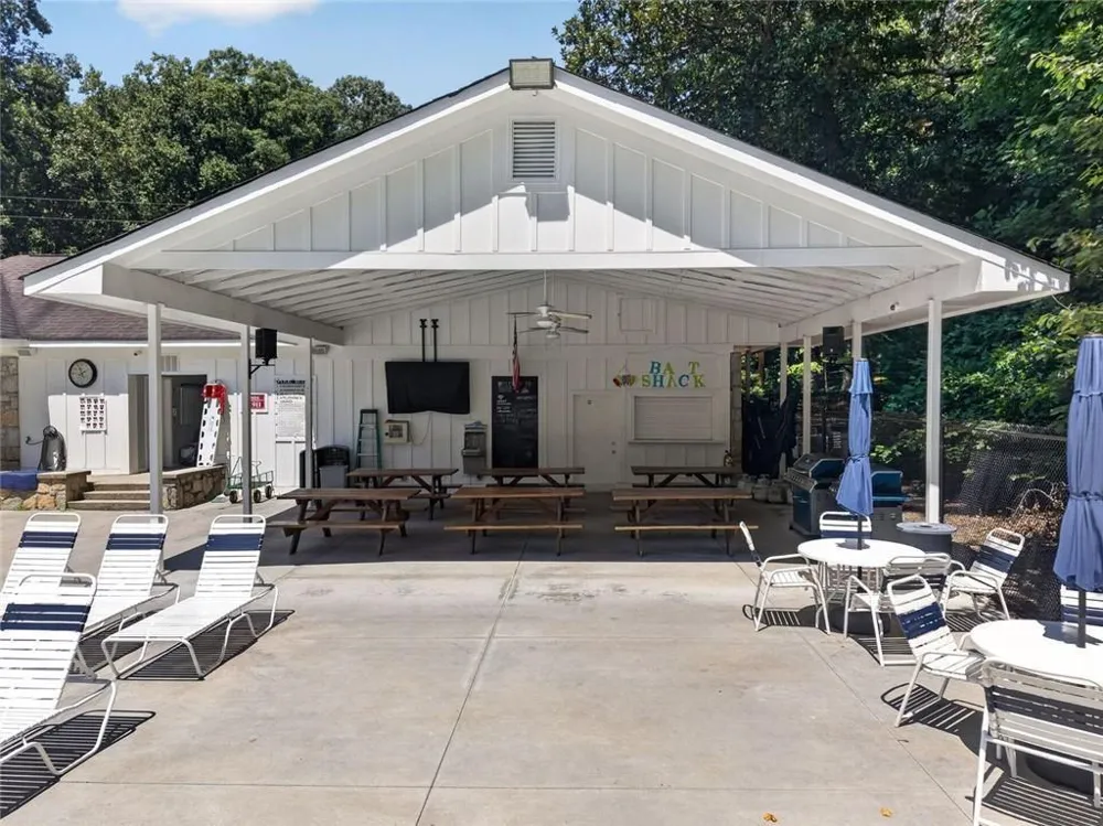 4371 Vintage Lane Dunwoody, GA 30338