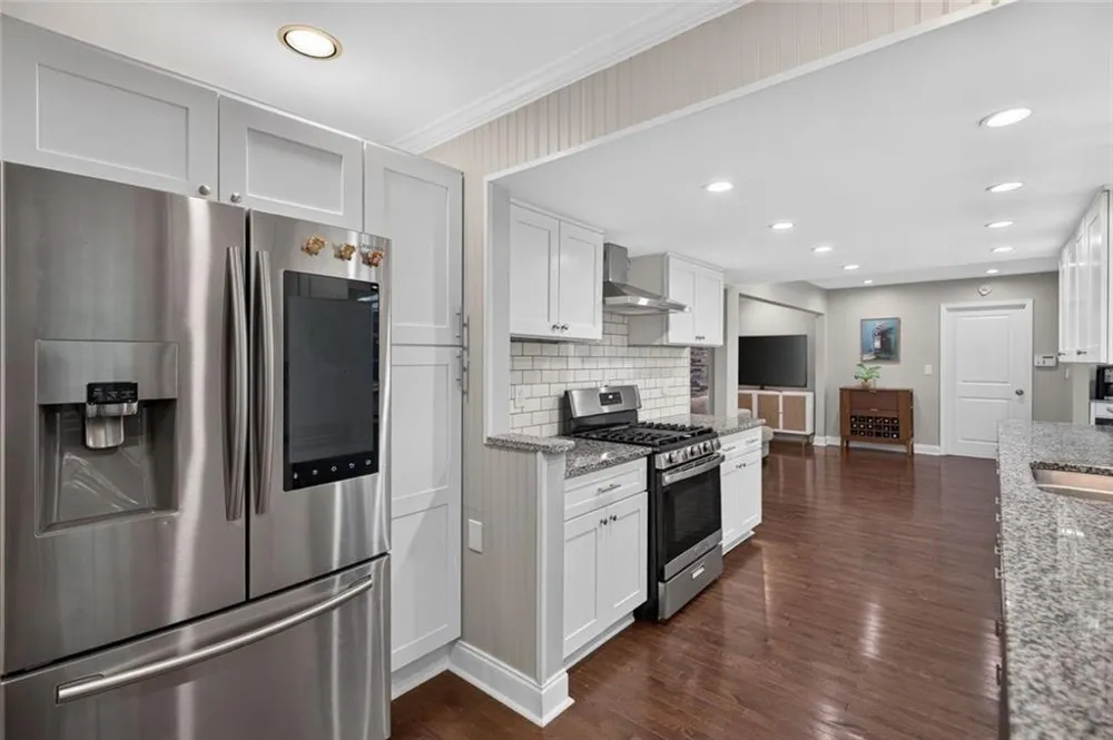 4371 Vintage Lane Dunwoody, GA 30338