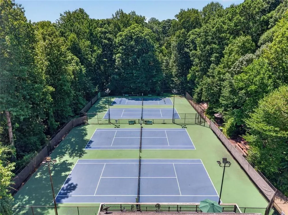 4371 Vintage Lane Dunwoody, GA 30338