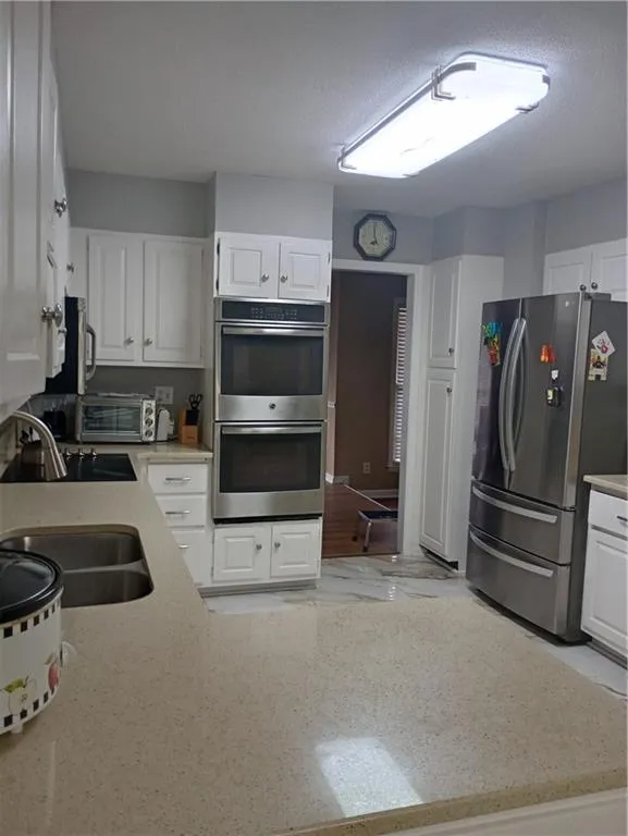 2589 King Circle SE Conyers, GA 30013