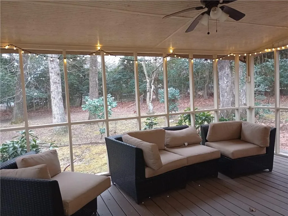 2589 King Circle SE Conyers, GA 30013