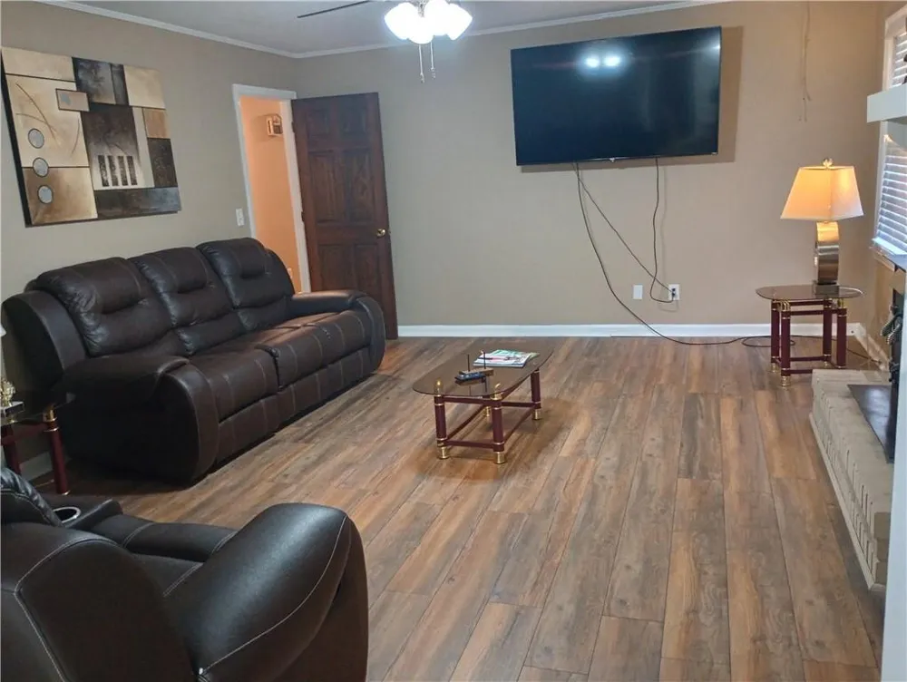 2589 King Circle SE Conyers, GA 30013