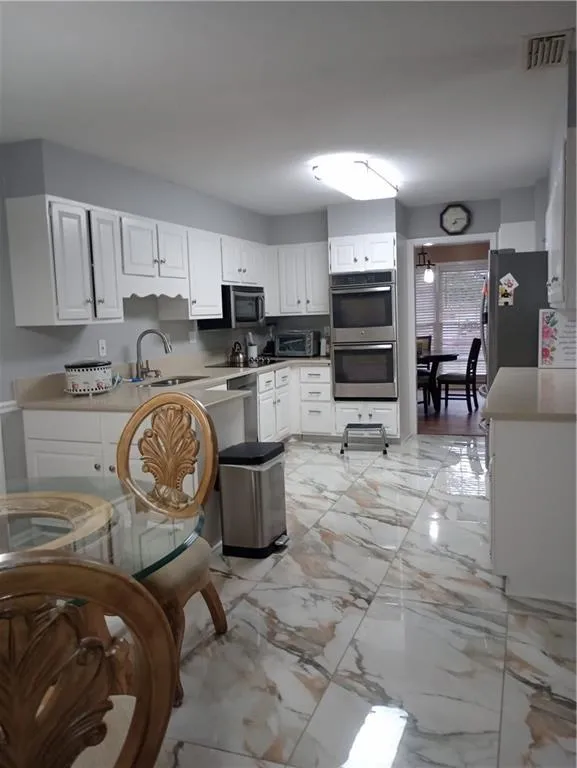 2589 King Circle SE Conyers, GA 30013