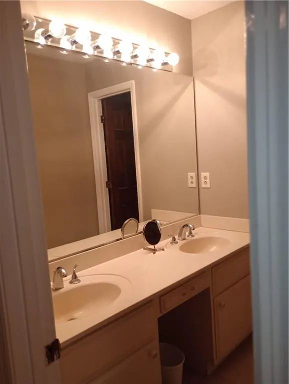 2589 King Circle SE Conyers, GA 30013