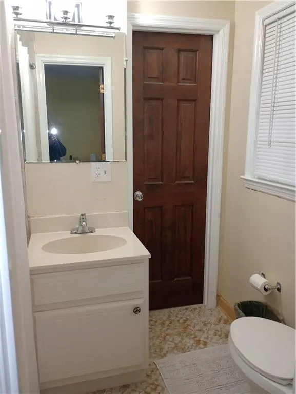 2589 King Circle SE Conyers, GA 30013