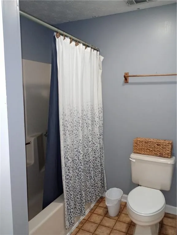 2589 King Circle SE Conyers, GA 30013
