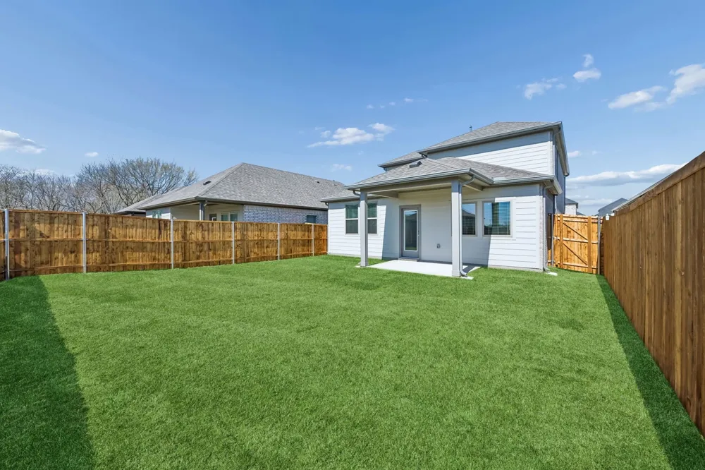 811 Knox River Drive Princeton, TX 75071