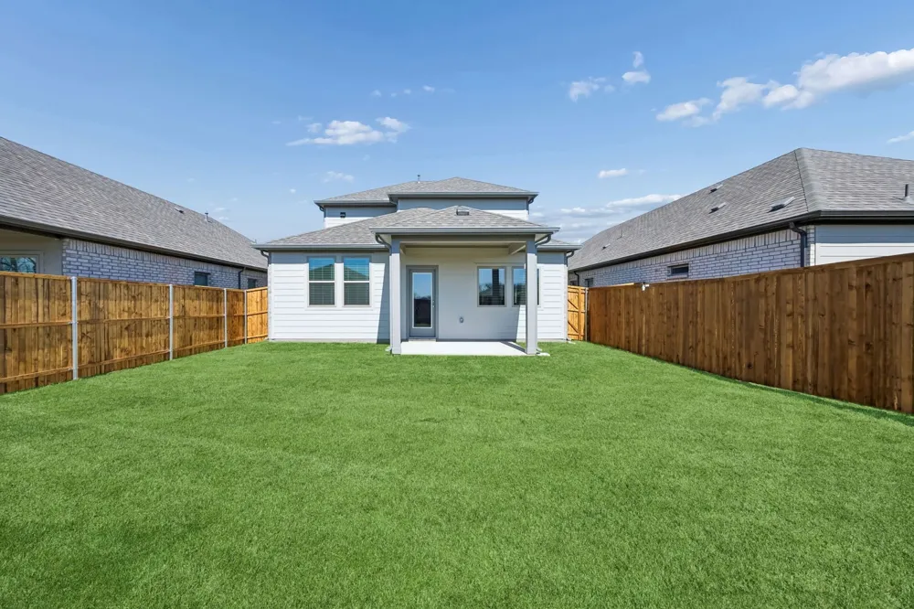 811 Knox River Drive Princeton, TX 75071