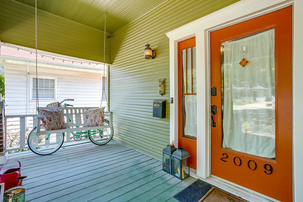 2009 Fairmount Avenue Fort Worth, TX 76110