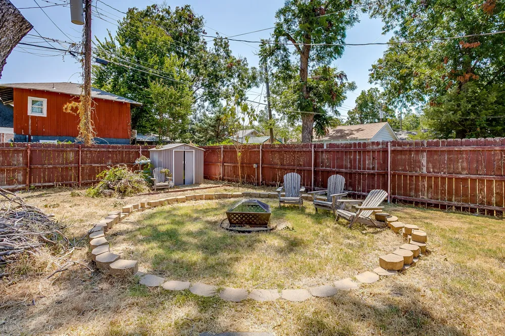 2009 Fairmount Avenue Fort Worth, TX 76110
