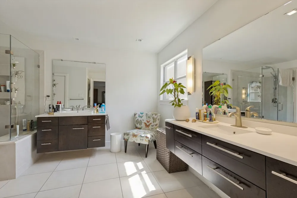 3320 Blackburn Street Dallas, TX 75204