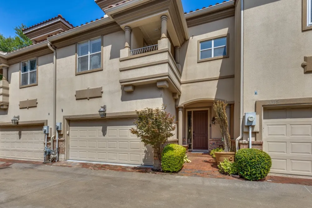 3320 Blackburn Street Dallas, TX 75204