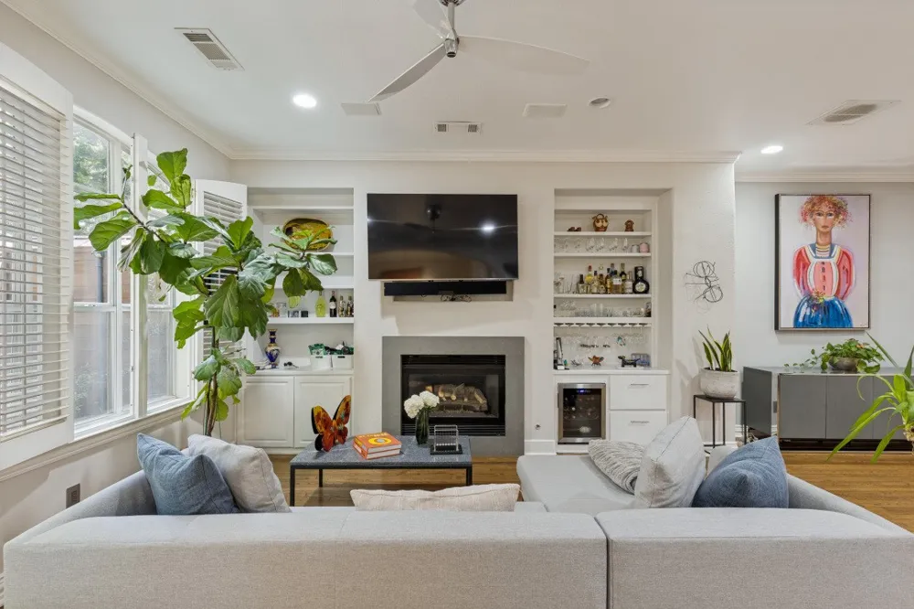 3320 Blackburn Street Dallas, TX 75204