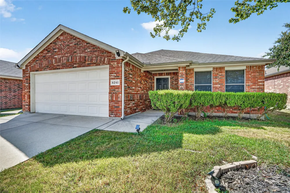 6241 Trinity Creek Drive Fort Worth, TX 76179
