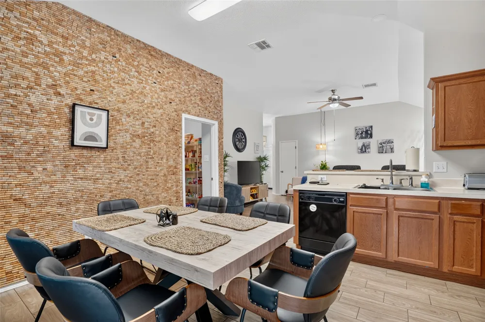 6241 Trinity Creek Drive Fort Worth, TX 76179