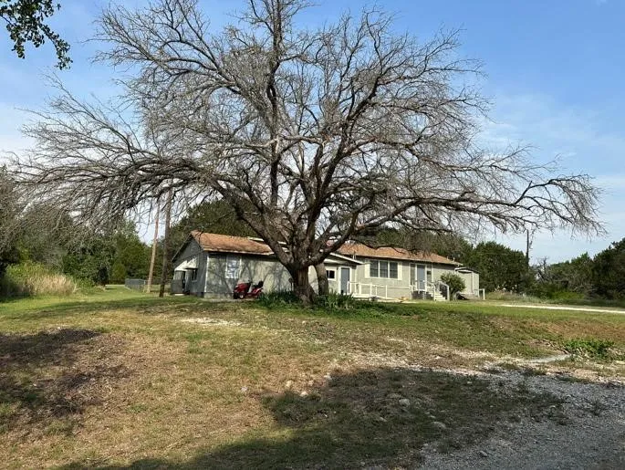 6217 New Mexico Trail Granbury, TX 76048