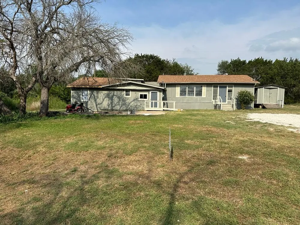 6217 New Mexico Trail Granbury, TX 76048