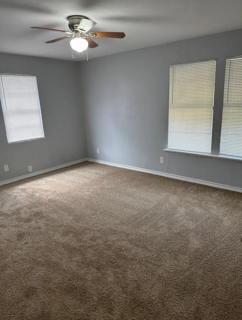 6217 New Mexico Trail Granbury, TX 76048