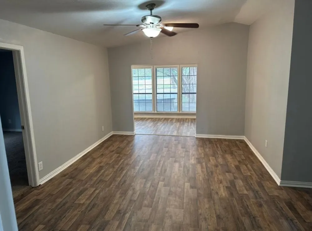 6217 New Mexico Trail Granbury, TX 76048