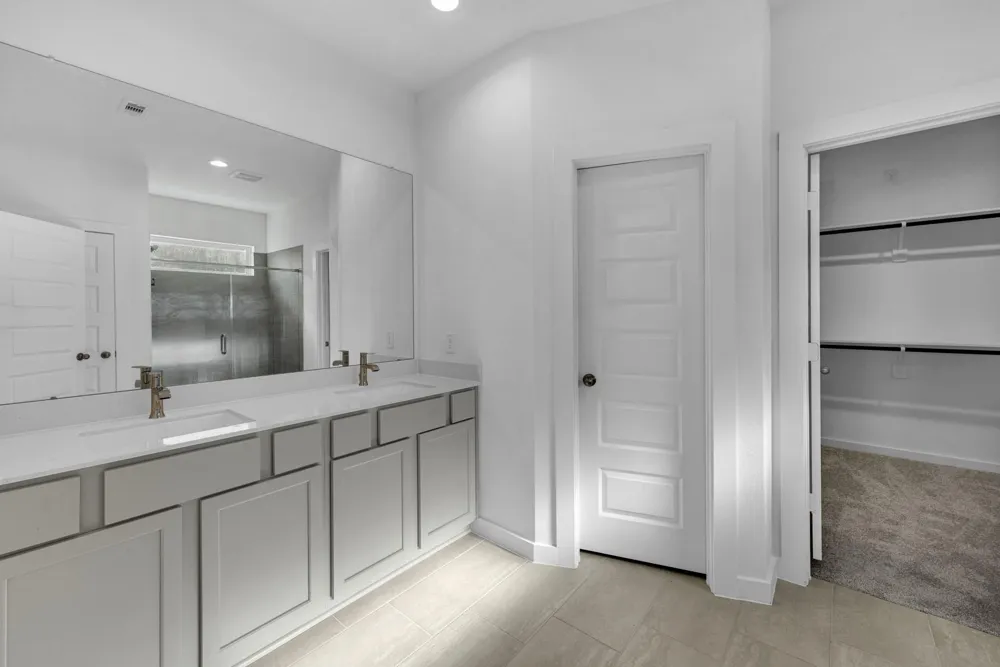 77 Shining Point Drive Waller, TX 77484