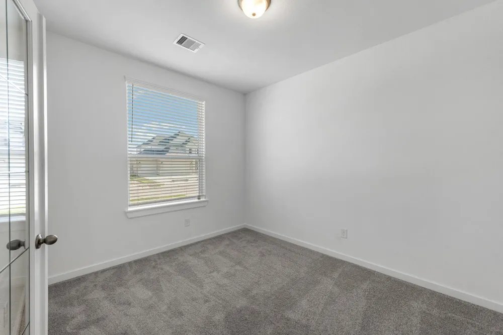 77 Shining Point Drive Waller, TX 77484