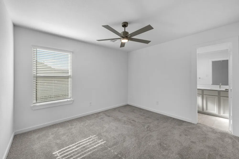 77 Shining Point Drive Waller, TX 77484