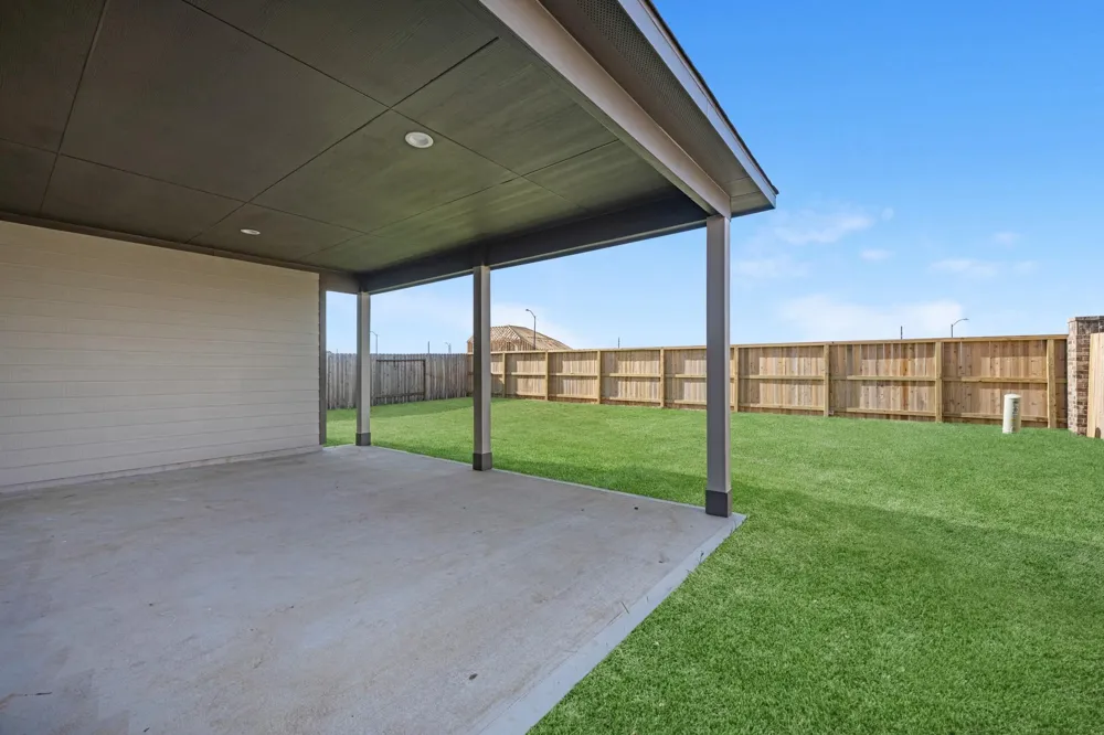 77 Shining Point Drive Waller, TX 77484