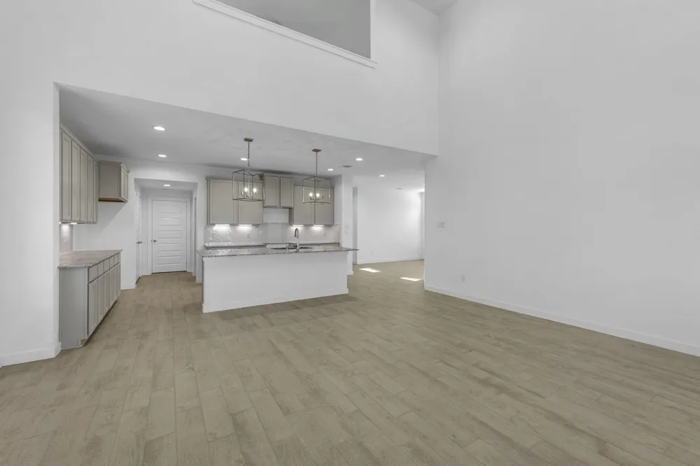 77 Shining Point Drive Waller, TX 77484