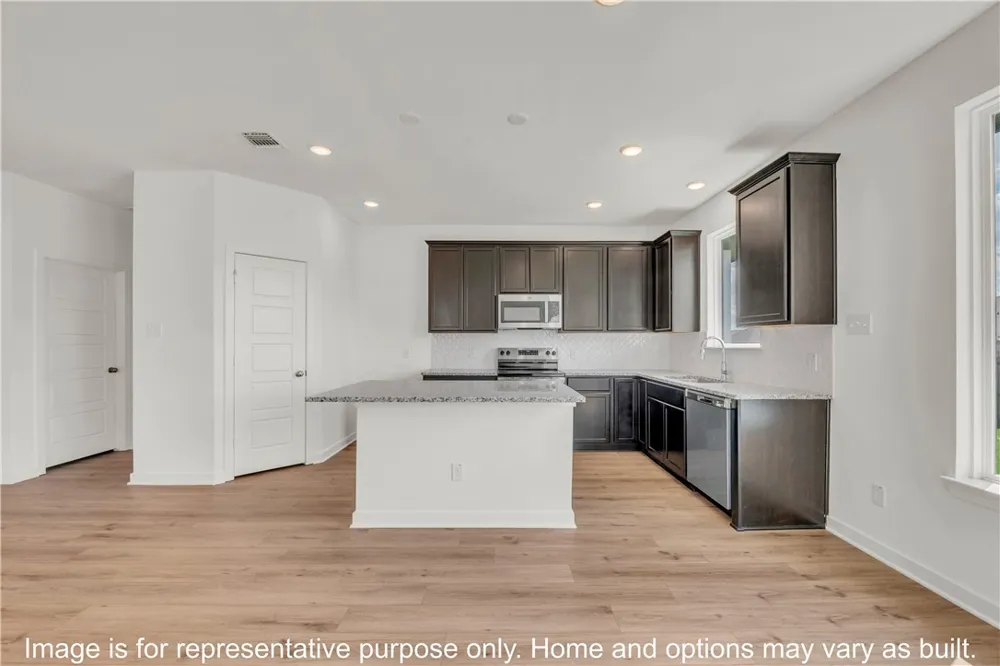 104 Womble Loop Caldwell, TX 77836