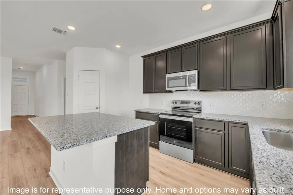 104 Womble Loop Caldwell, TX 77836