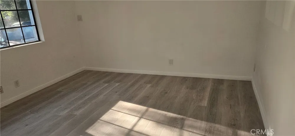 8068 Hazeltine Panorama City, CA 91402