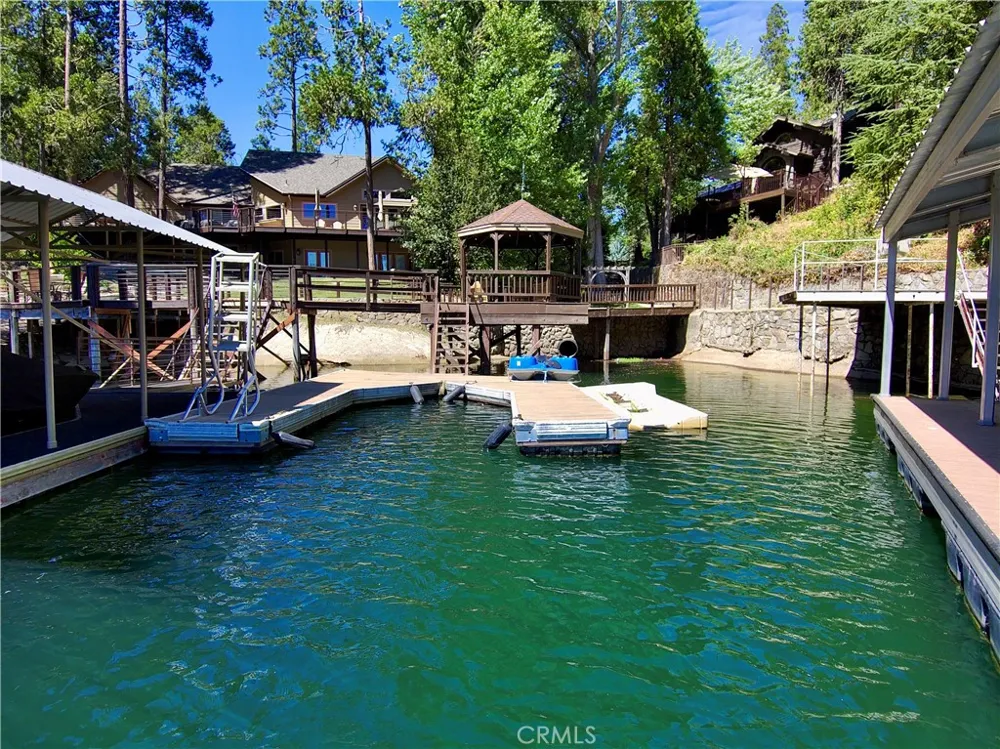 39181 Manzanita Bass Lake, CA 93604