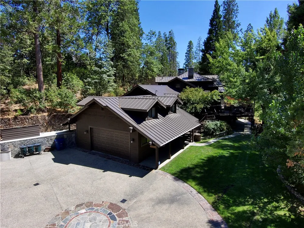 39181 Manzanita Bass Lake, CA 93604
