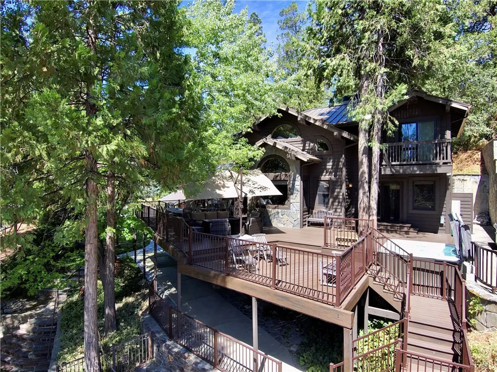 39181 Manzanita Bass Lake, CA 93604