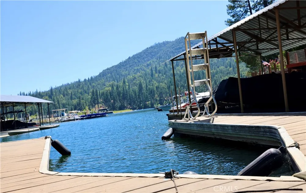 39181 Manzanita Bass Lake, CA 93604