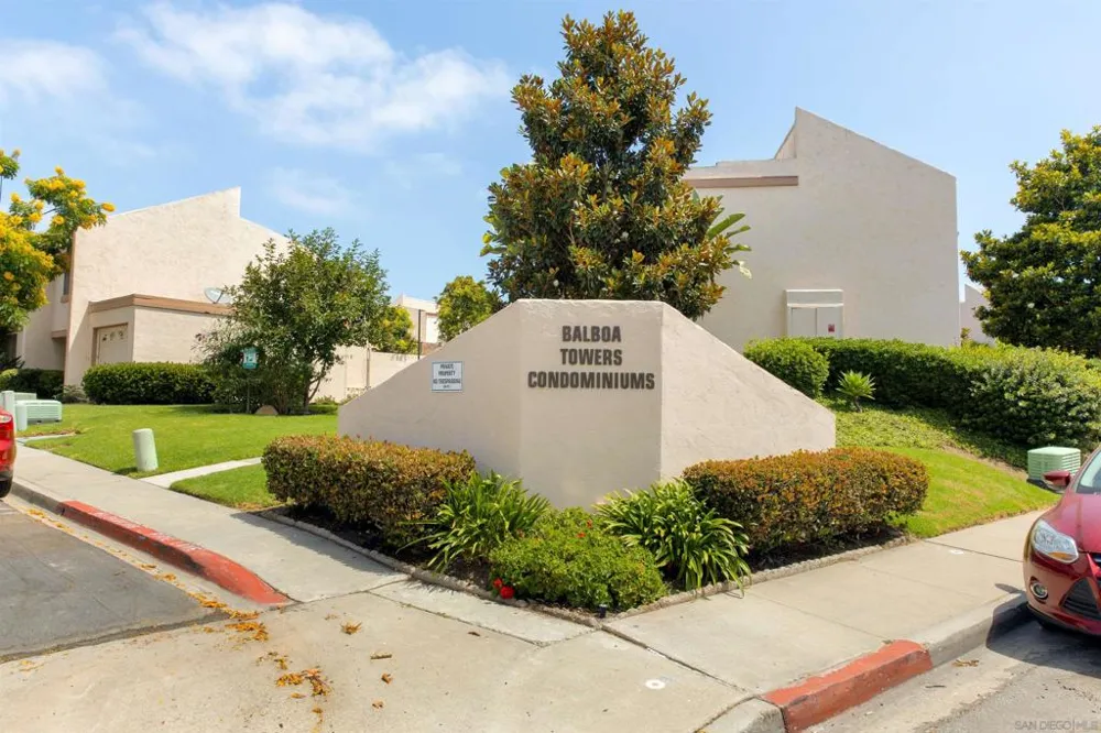 3994 Caminito Patricia San Diego, CA 92111