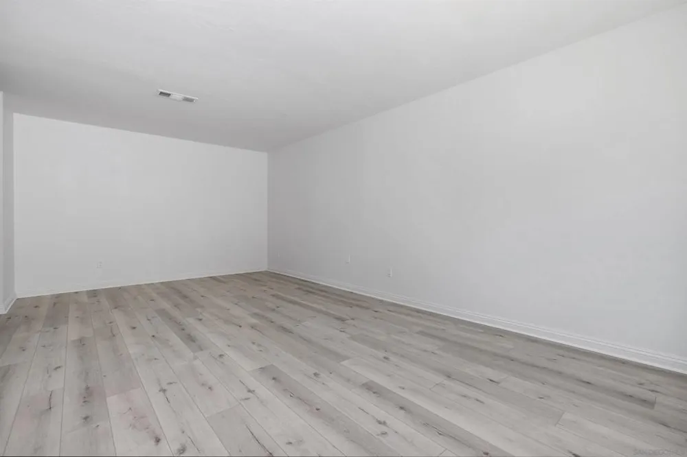 3994 Caminito Patricia San Diego, CA 92111