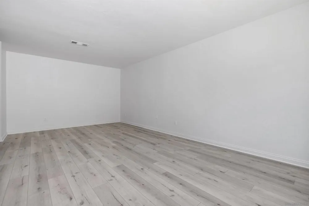3994 Caminito Patricia San Diego, CA 92111