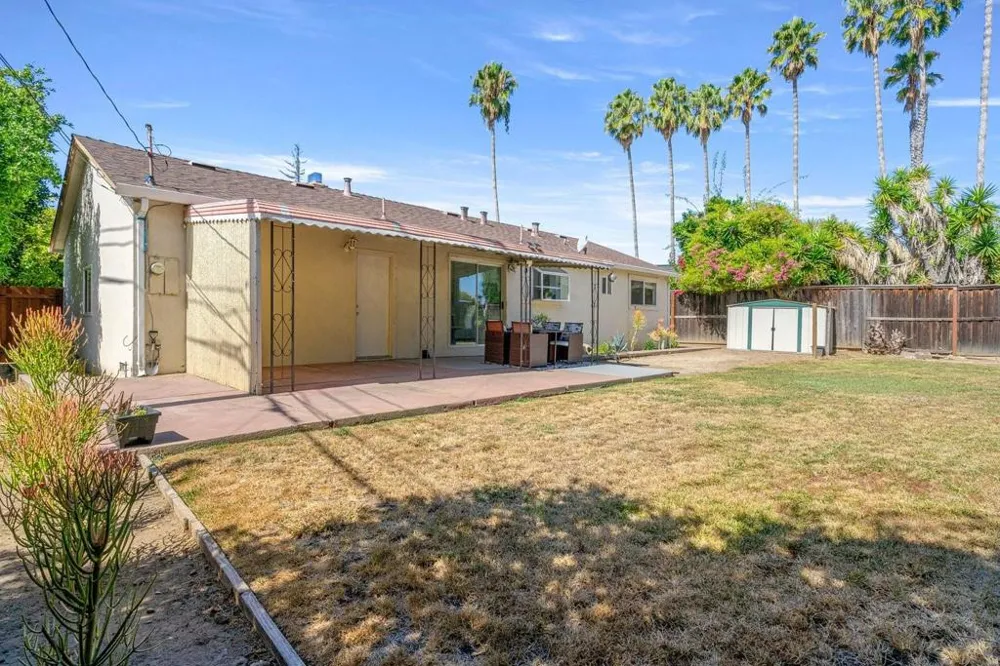 1340 Sharp Avenue Campbell, CA 95008