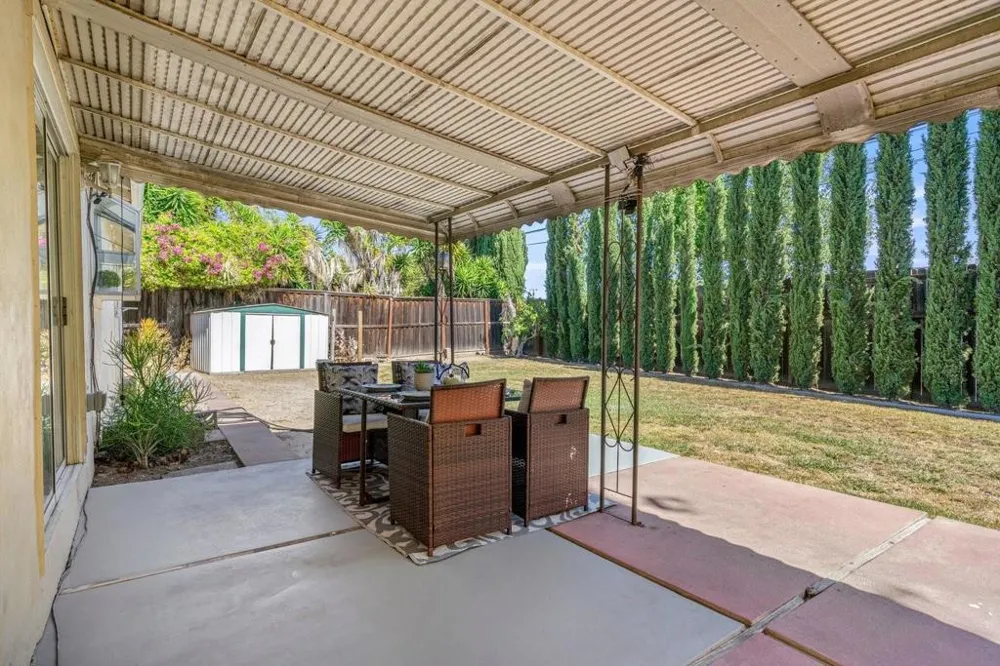1340 Sharp Avenue Campbell, CA 95008